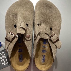 NWT Birkenstock Boston Clogs